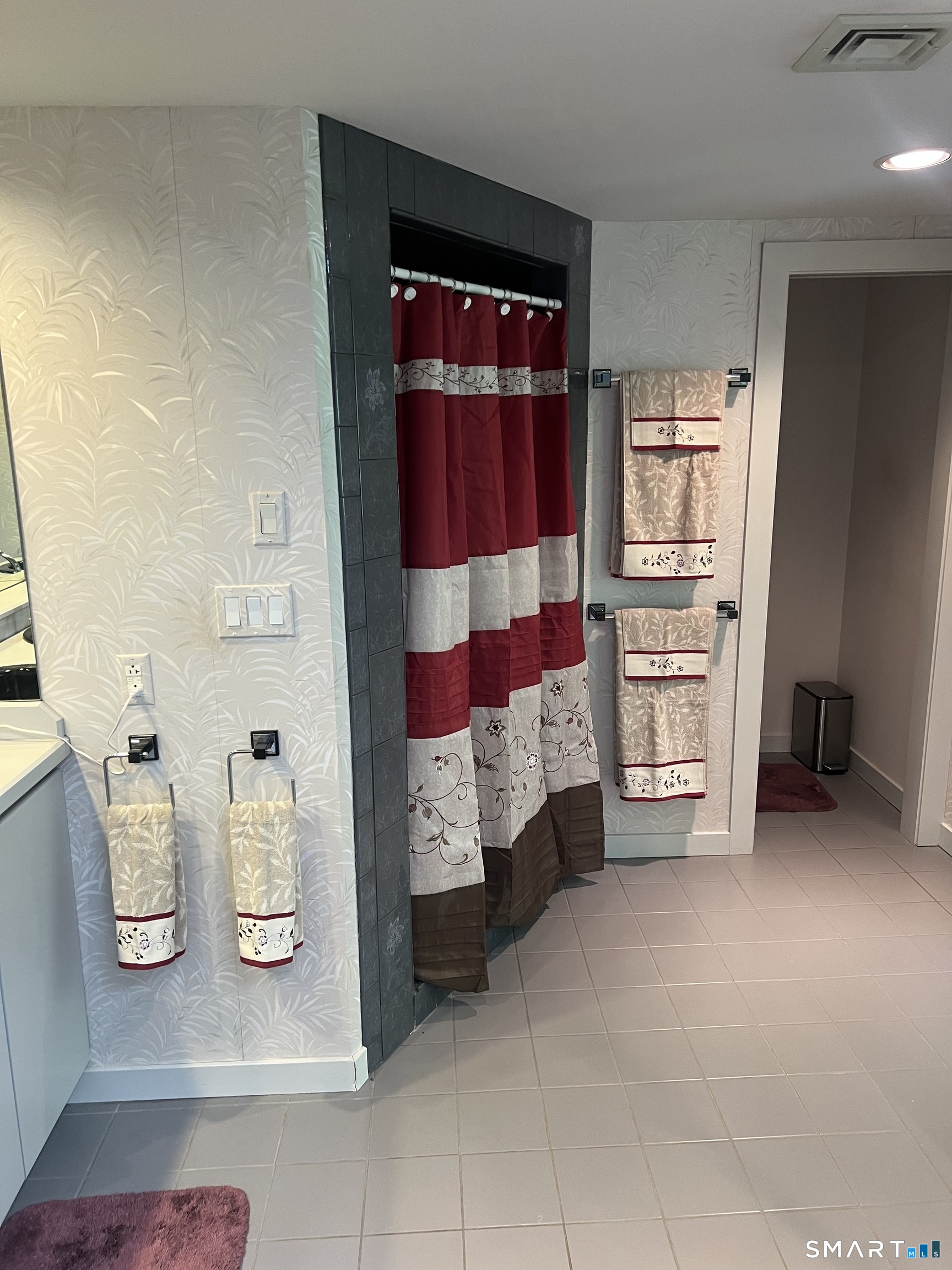 24 Roxbury Road Woodbury CT 06798