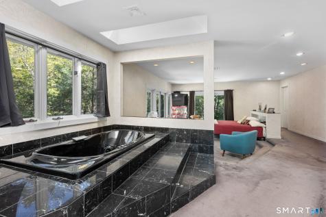 24 Roxbury Road Woodbury CT 06798