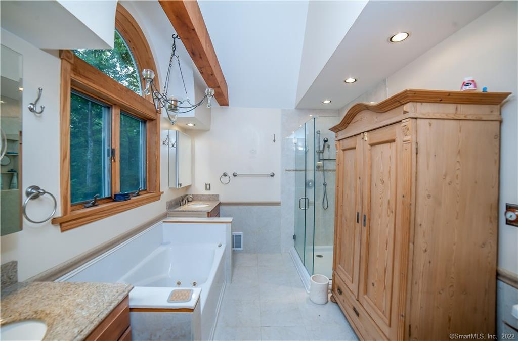 9A Obtuse Rocks Road Brookfield CT 06804