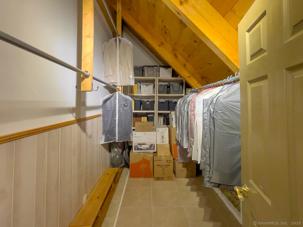 9A Obtuse Rocks Road Brookfield CT 06804