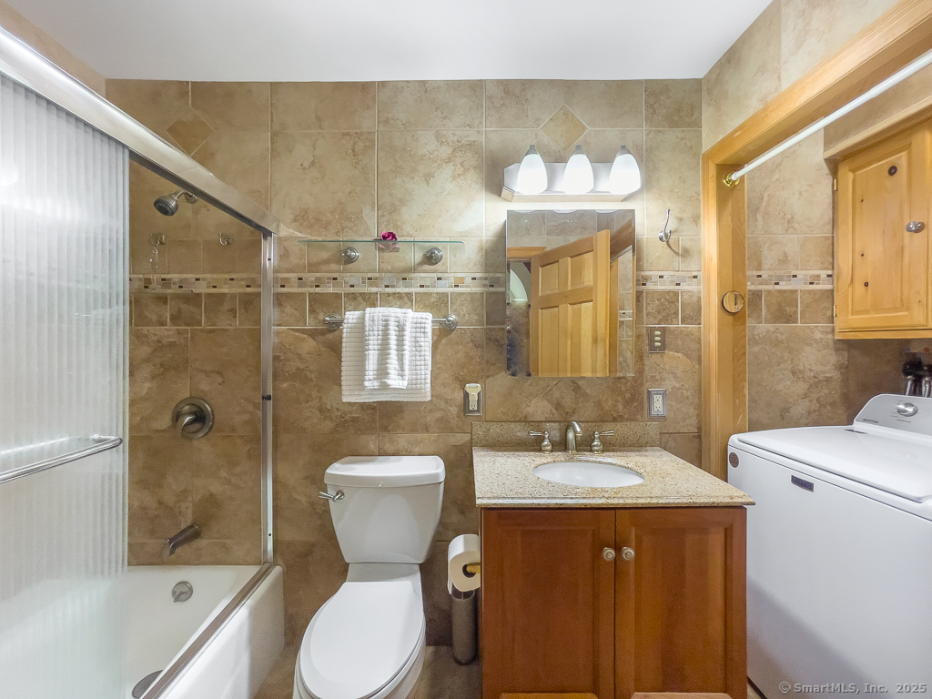 9A Obtuse Rocks Road Brookfield CT 06804