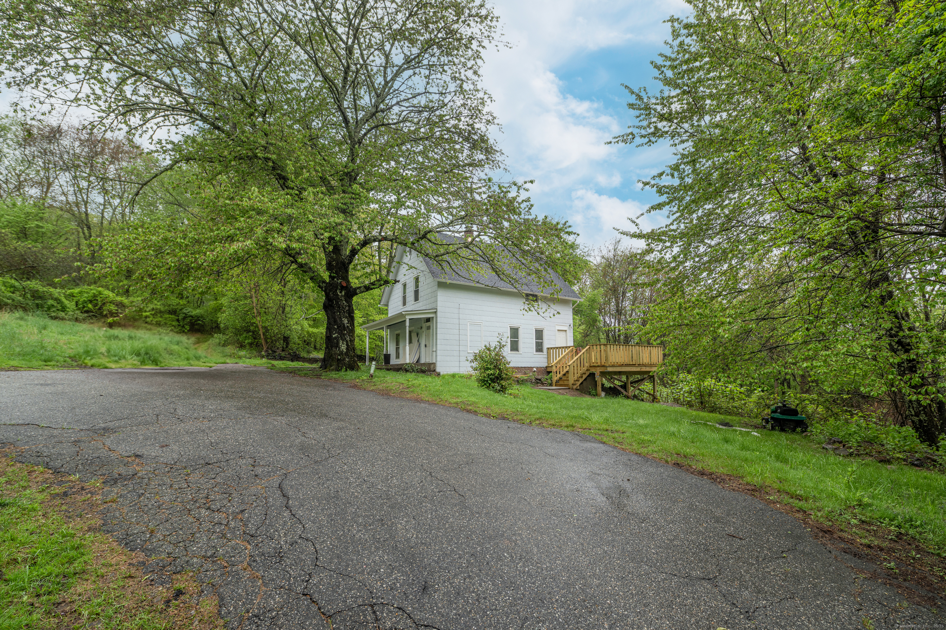 39 Tanner Avenue Norwich CT 06360