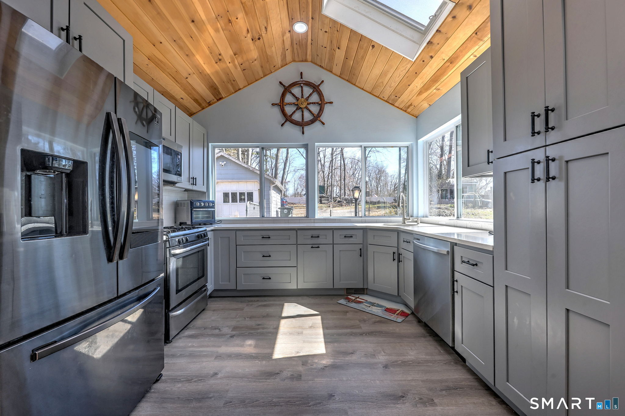 678 Buckingham Avenue Milford CT 06460