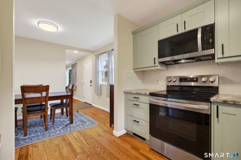 34 Sunrise Circle Wallingford CT 06492
