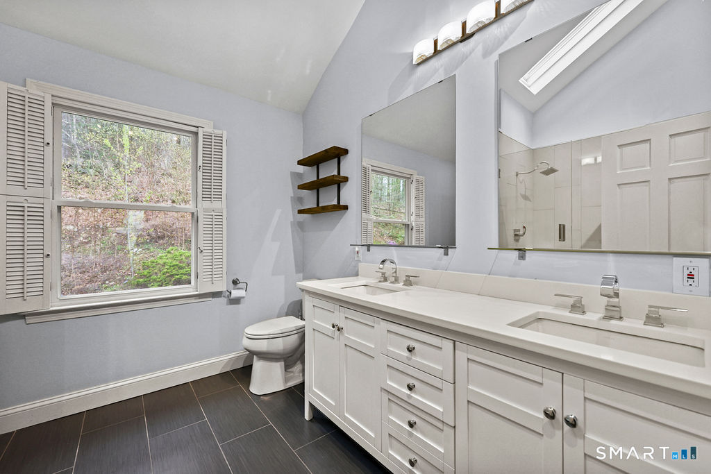 11 Cricket Lane Avon CT 06001