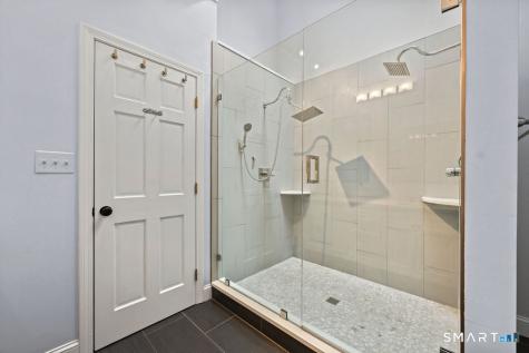 11 Cricket Lane Avon CT 06001