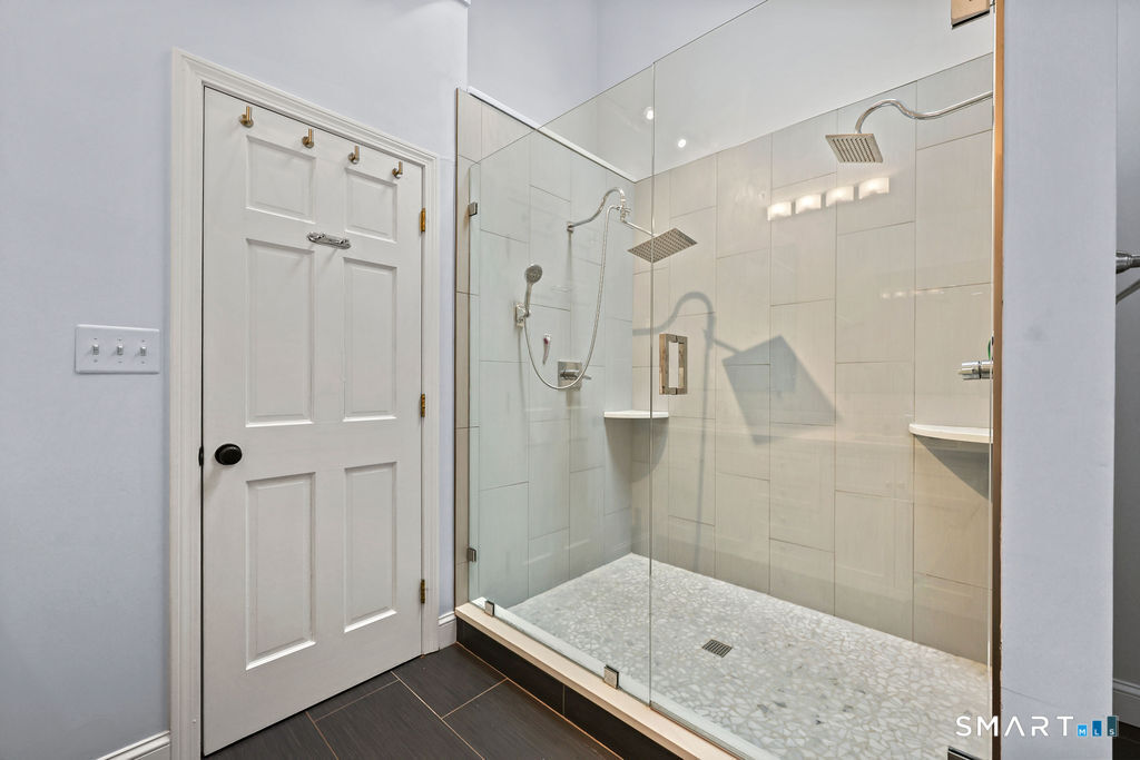 11 Cricket Lane Avon CT 06001
