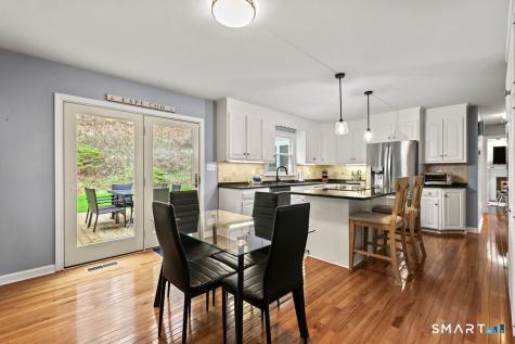 11 Cricket Lane Avon CT 06001