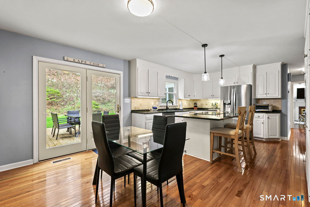 11 Cricket Lane Avon CT 06001