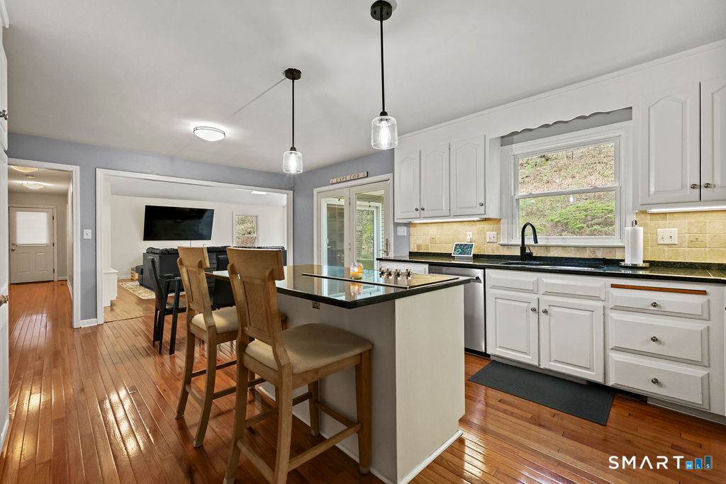 11 Cricket Lane Avon CT 06001