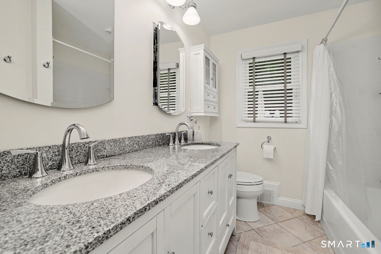 18 Cherryfield Drive West Hartford CT 06107
