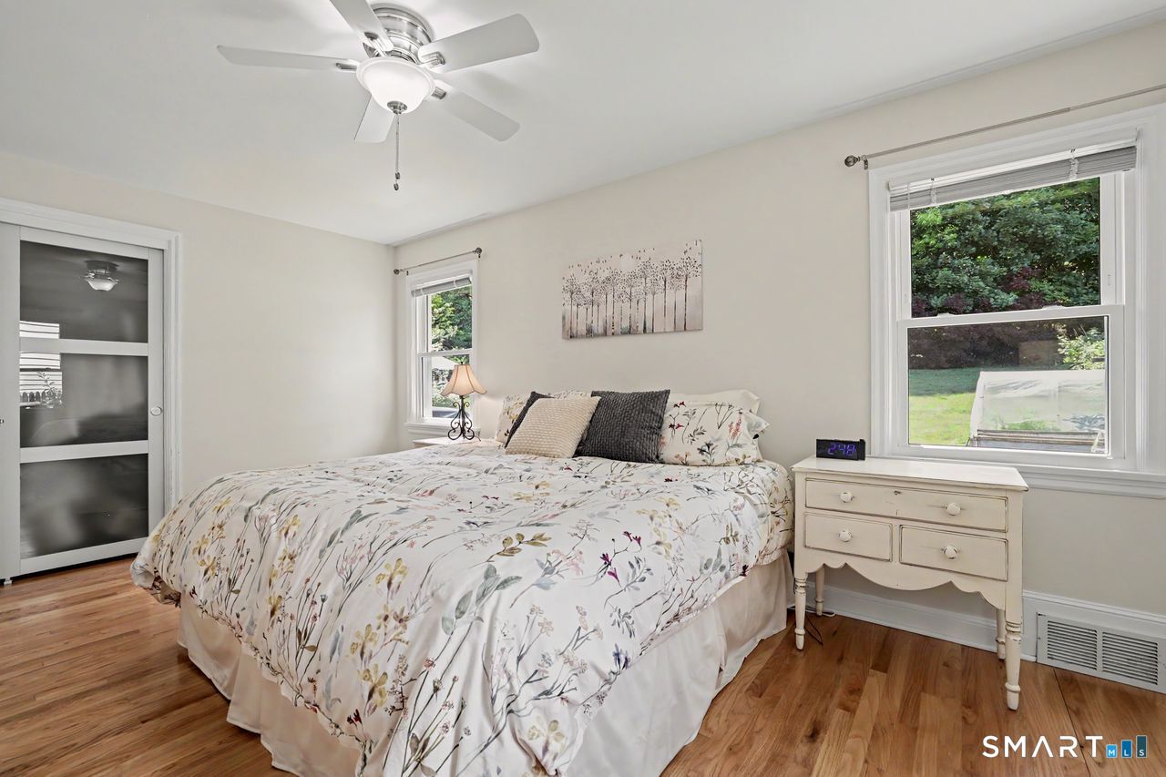 18 Cherryfield Drive West Hartford CT 06107