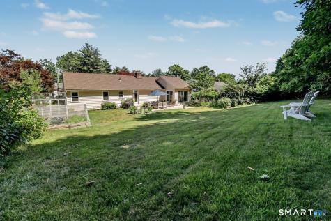 18 Cherryfield Drive West Hartford CT 06107