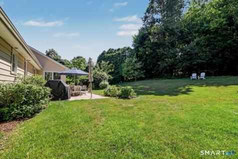 18 Cherryfield Drive West Hartford CT 06107
