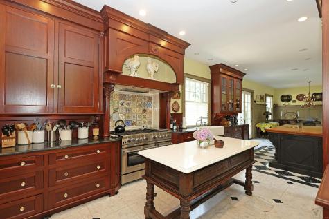 27 Country Club Road Ridgefield CT 06877