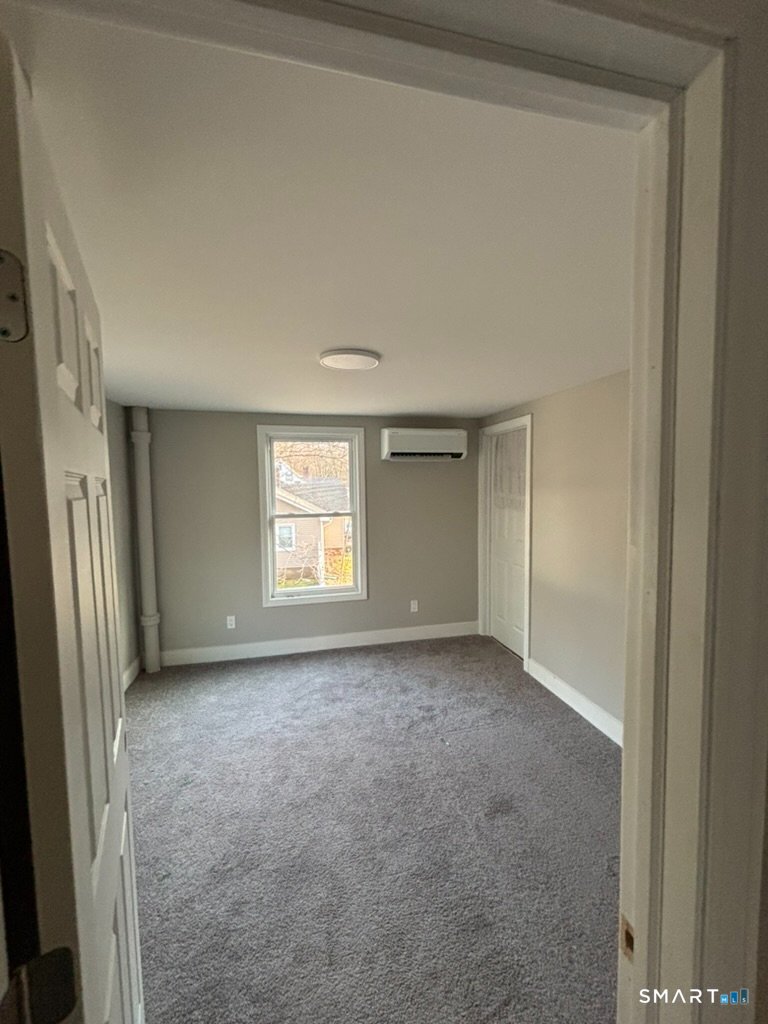 968 Oak Street East Hartford CT 06118