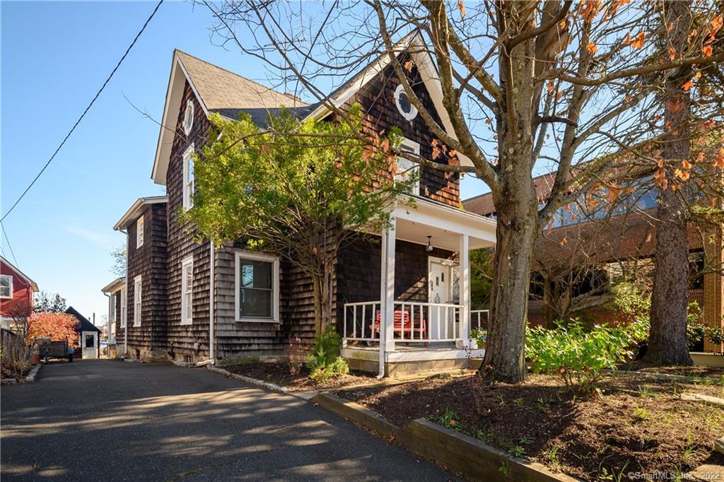 28 Grove Street New Canaan CT 06840