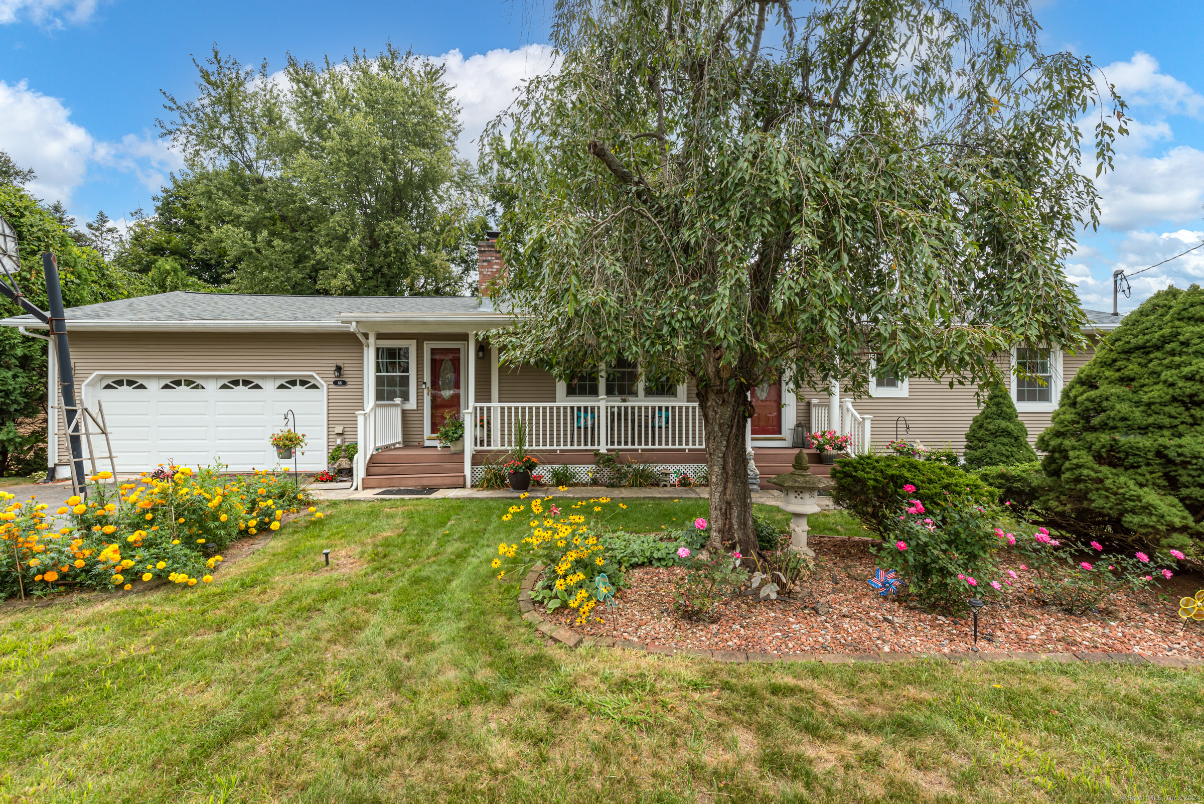 66 Douglas Street Suffield CT 06078