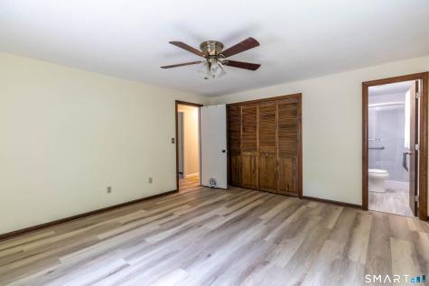 18 Crestwood Drive East Hampton CT 06424