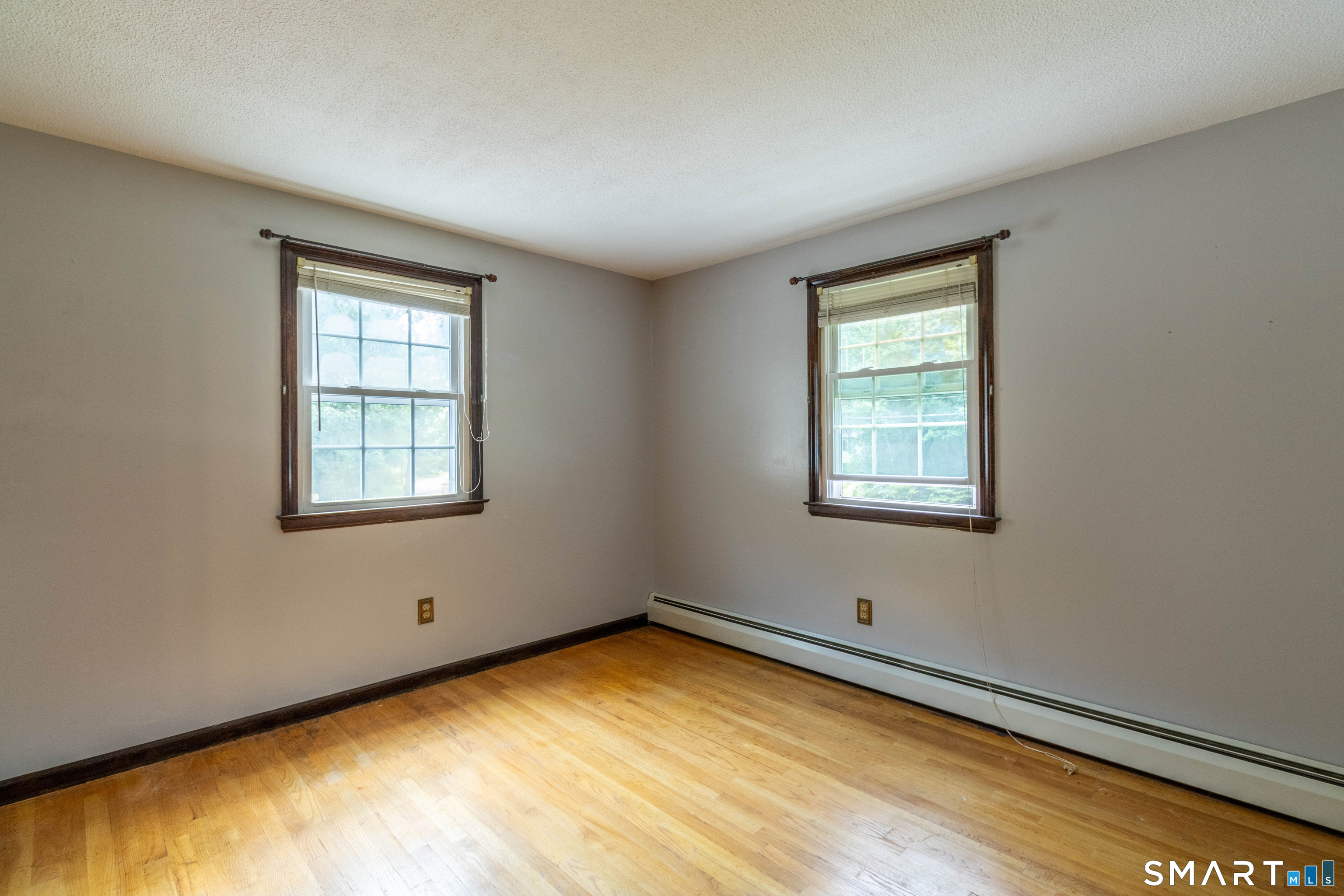 18 Crestwood Drive East Hampton CT 06424