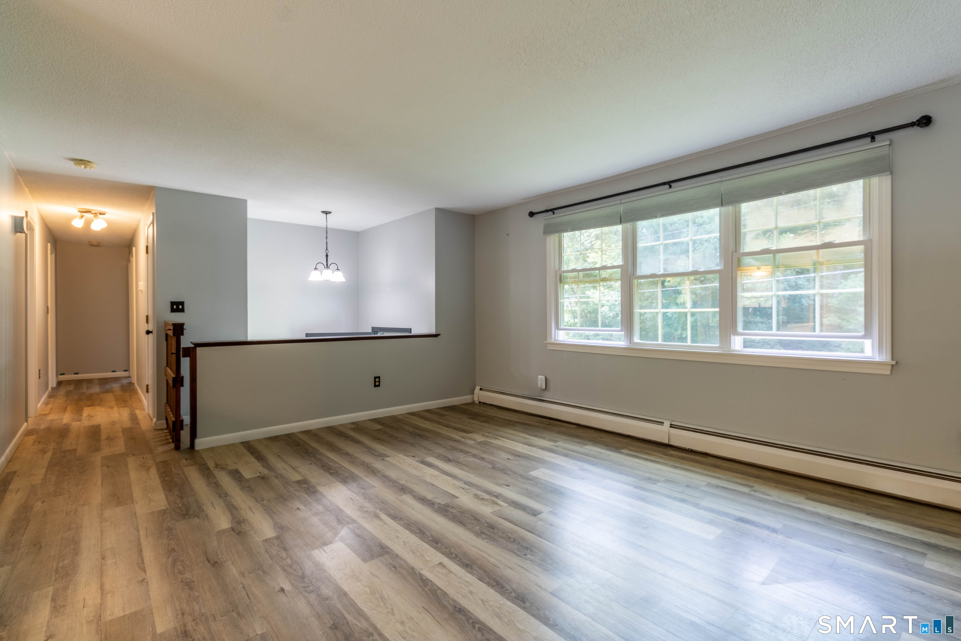 18 Crestwood Drive East Hampton CT 06424
