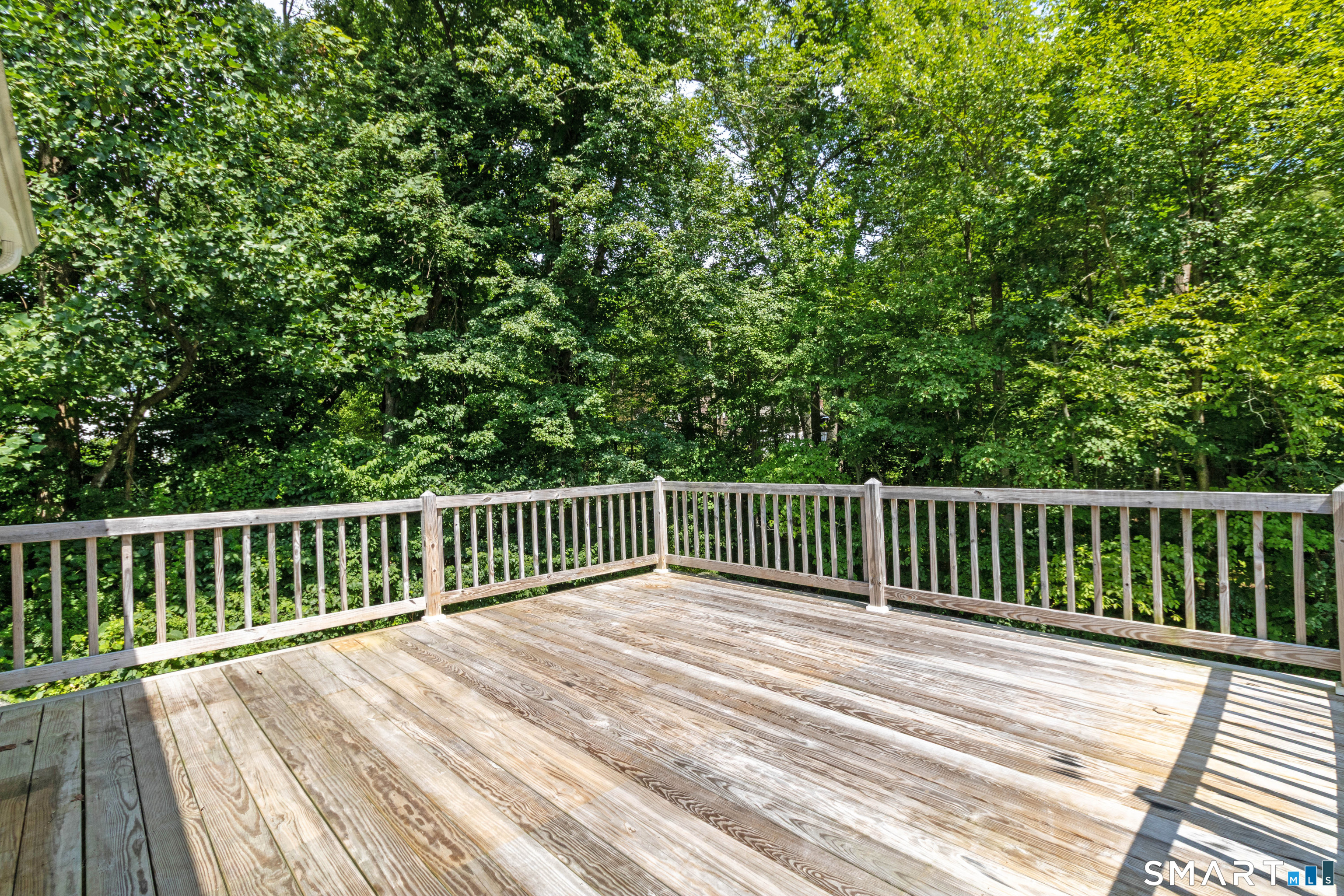 18 Crestwood Drive East Hampton CT 06424