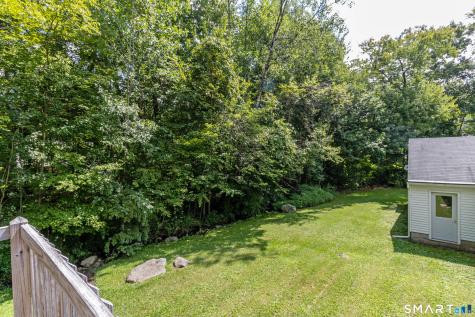 18 Crestwood Drive East Hampton CT 06424