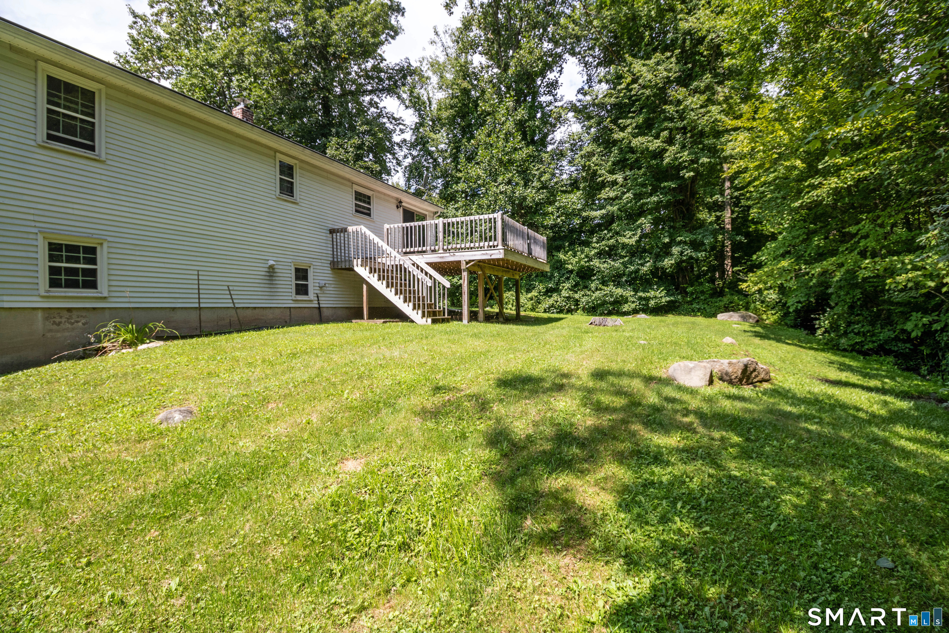 18 Crestwood Drive East Hampton CT 06424