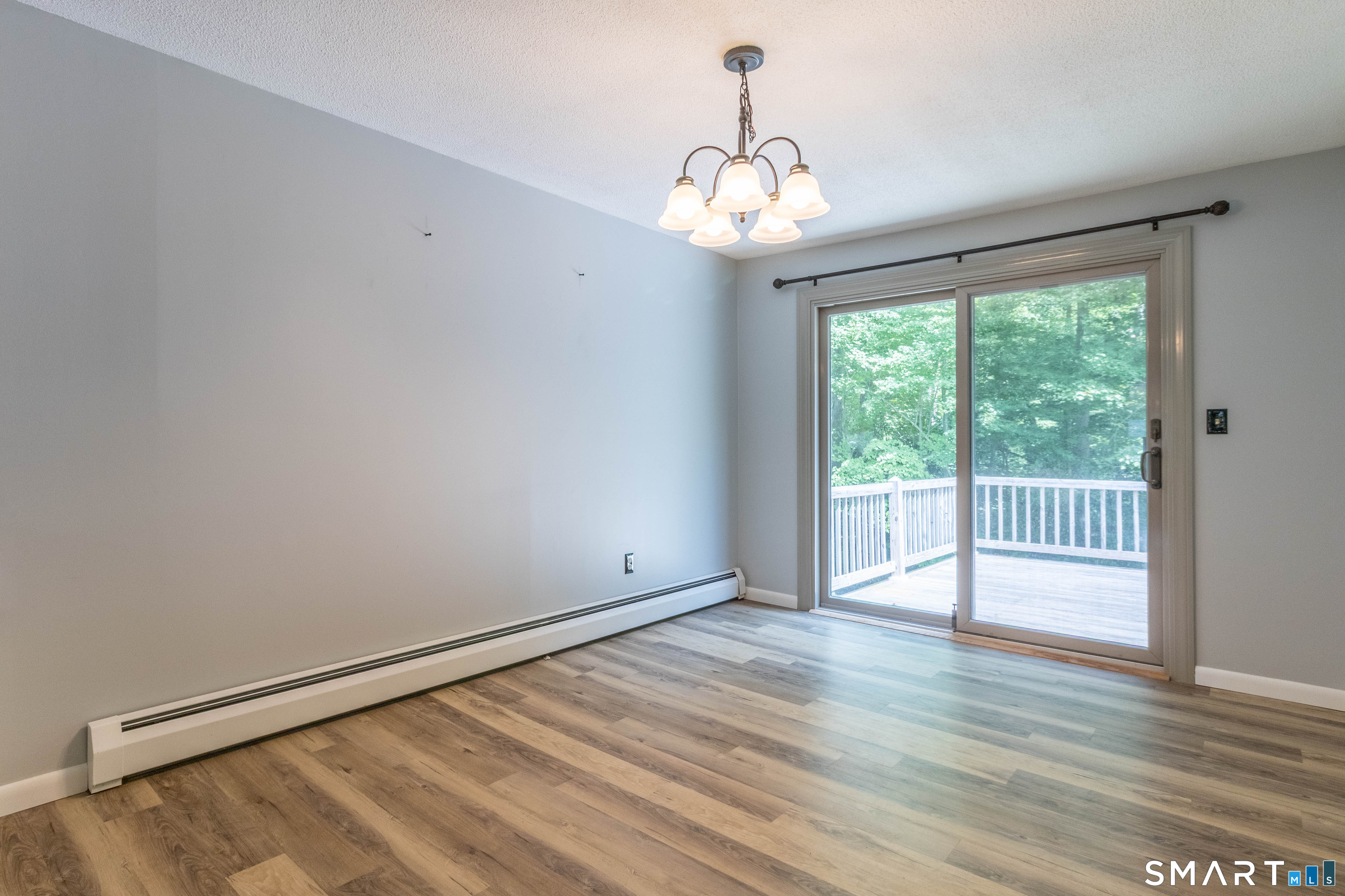 18 Crestwood Drive East Hampton CT 06424