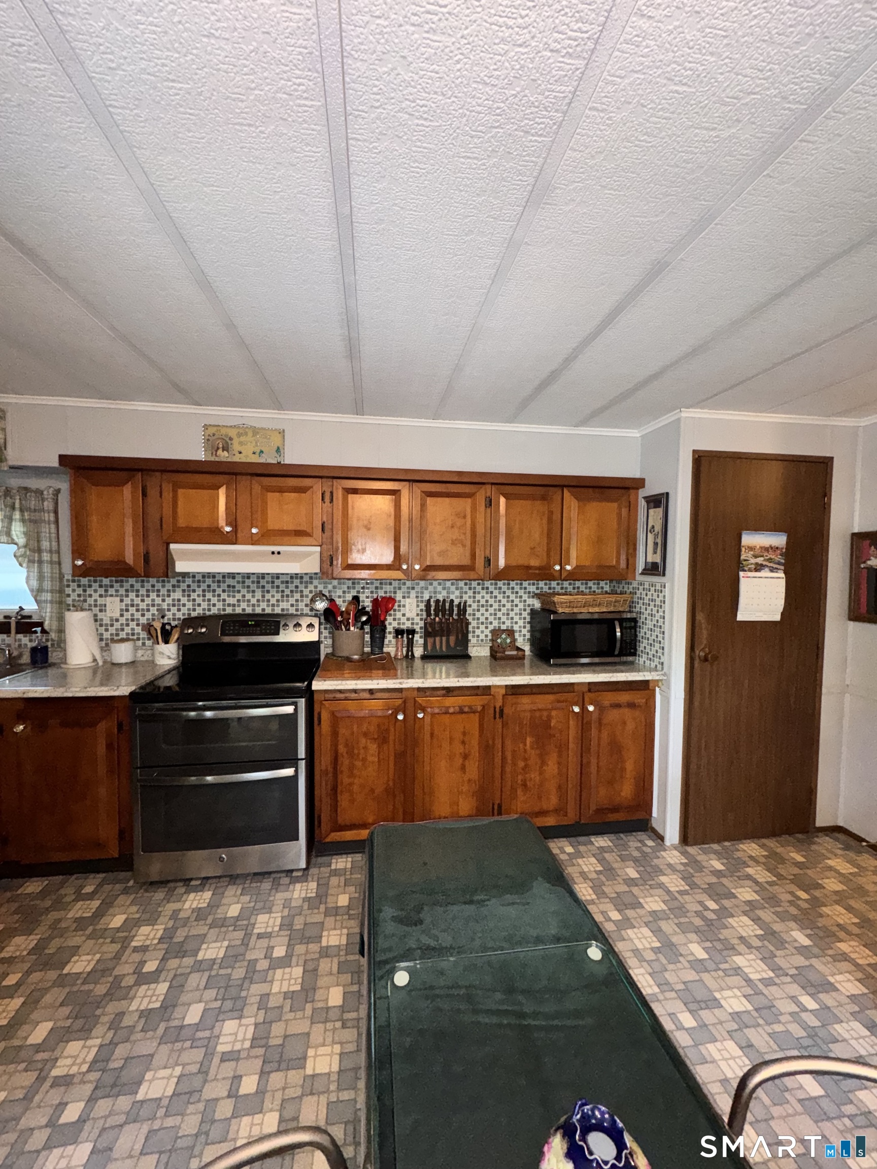 24 Stonewood Terrace Vernon CT 06066