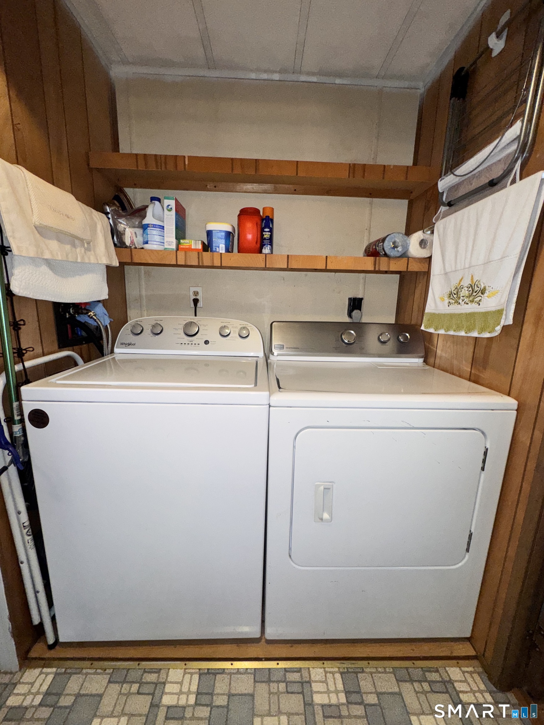24 Stonewood Terrace Vernon CT 06066