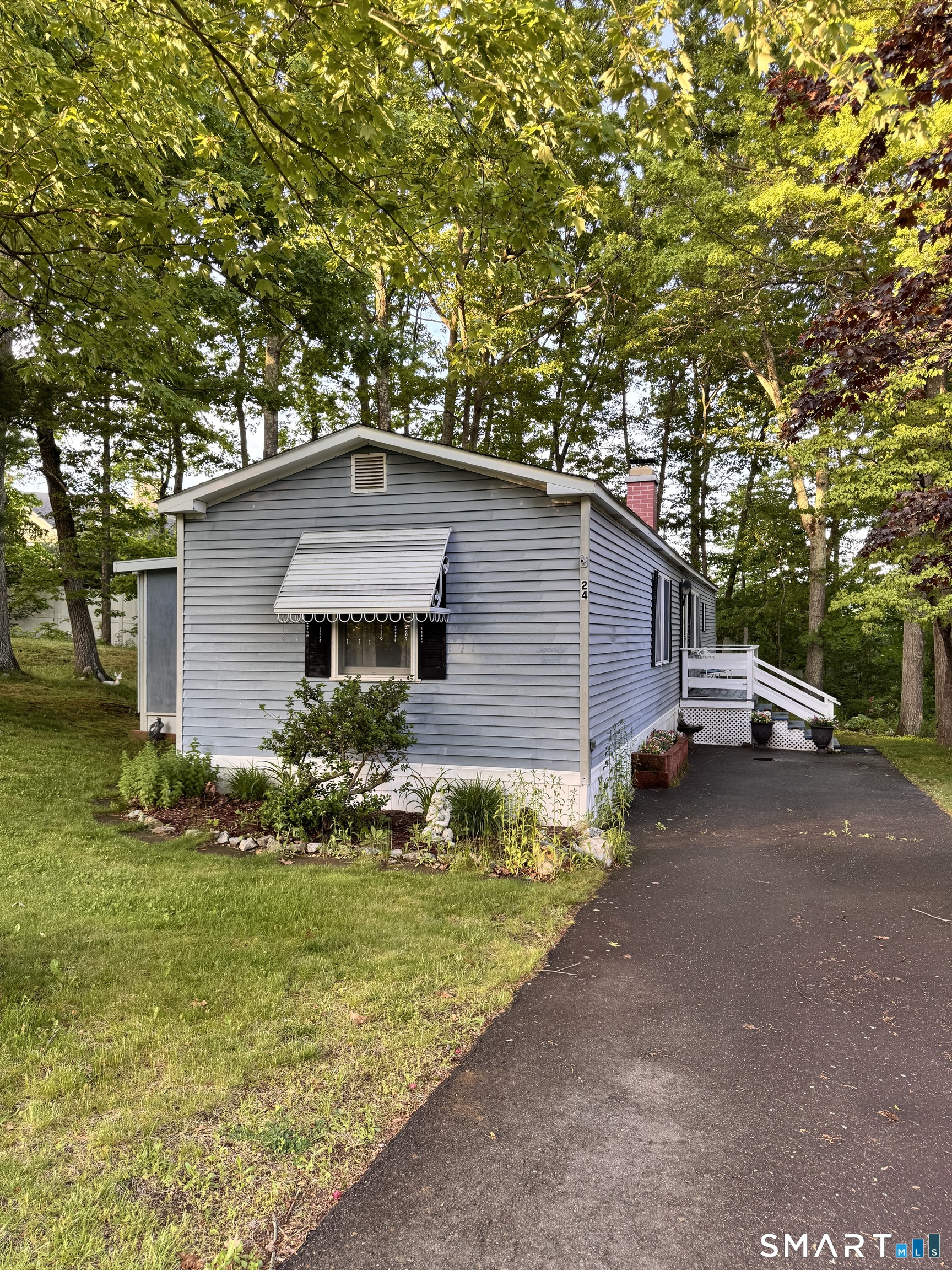 24 Stonewood Terrace Vernon CT 06066