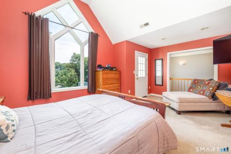 296 Lakemere Drive Southbury CT 06488