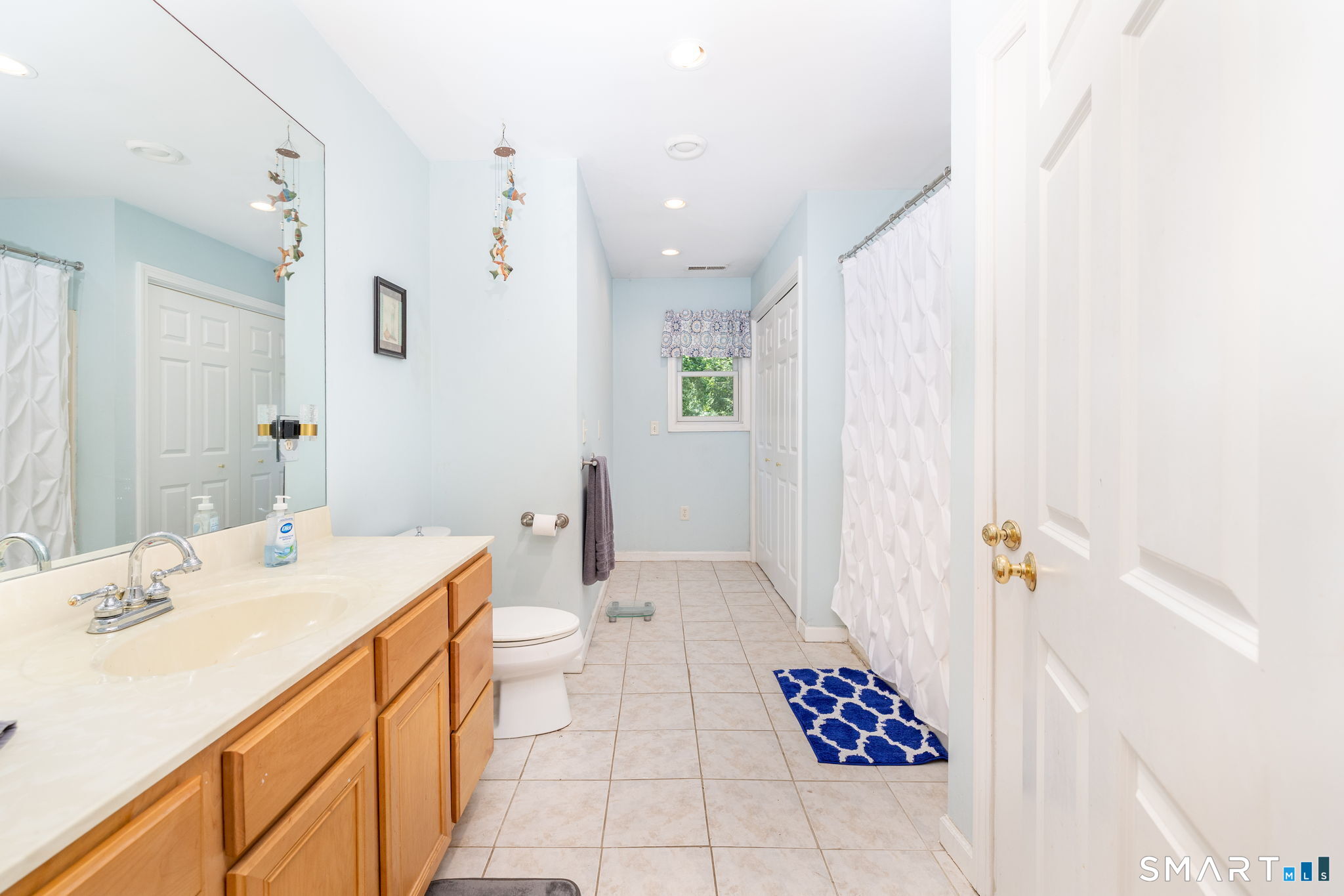 296 Lakemere Drive Southbury CT 06488