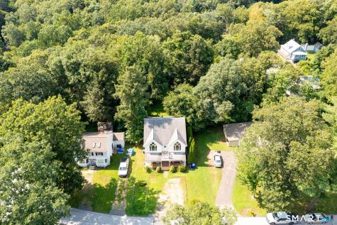 296 Lakemere Drive Southbury CT 06488