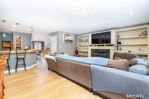 296 Lakemere Drive Southbury CT 06488
