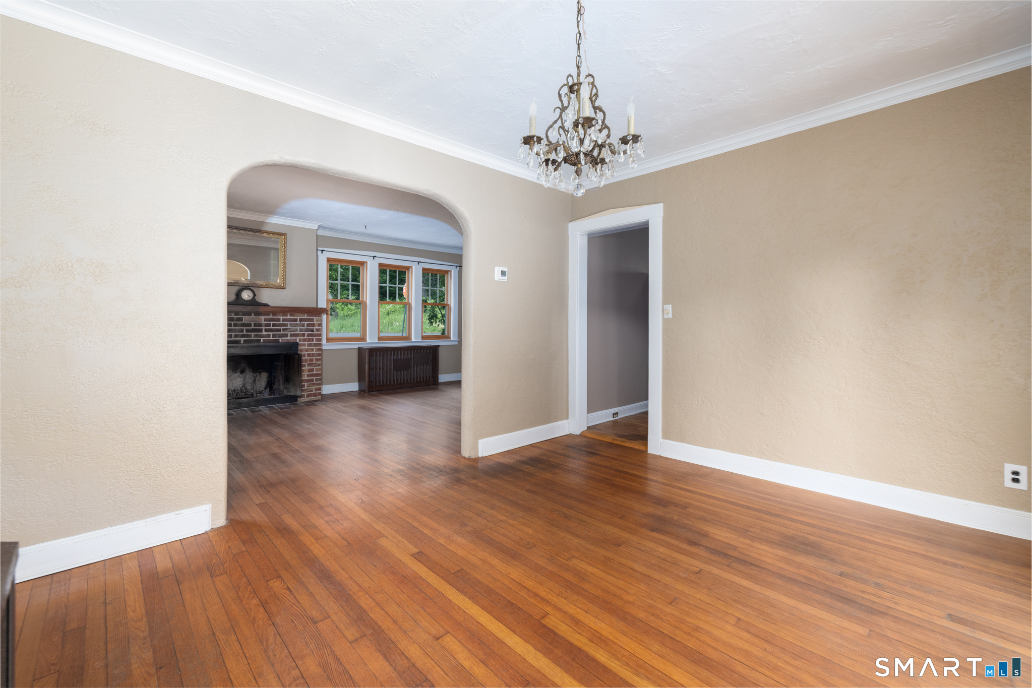 127 Roger Road New Haven CT 06515