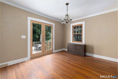 127 Roger Road New Haven CT 06515