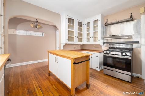 127 Roger Road New Haven CT 06515