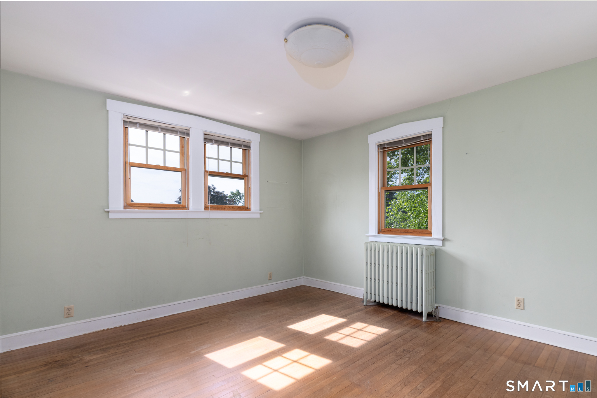 127 Roger Road New Haven CT 06515