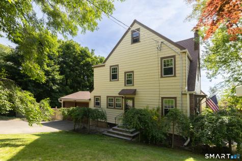127 Roger Road New Haven CT 06515