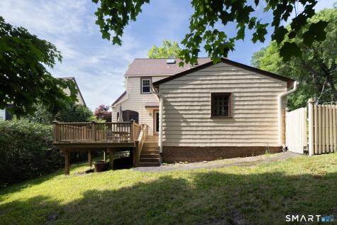 127 Roger Road New Haven CT 06515