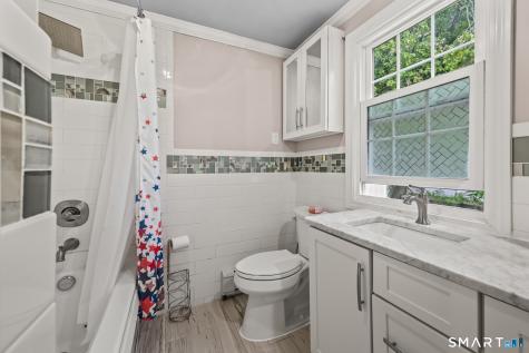 15 Fenway Drive Hamden CT 06517