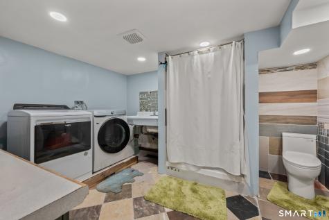 15 Fenway Drive Hamden CT 06517
