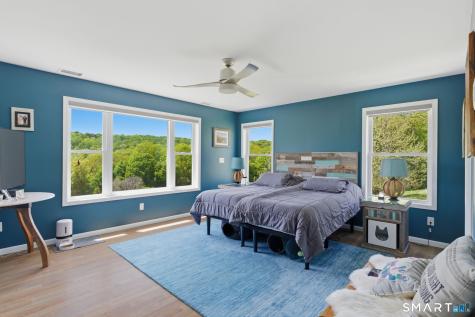 8 Buckingham Road Derby CT 06418