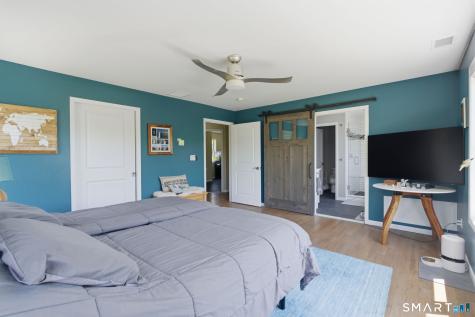 8 Buckingham Road Derby CT 06418