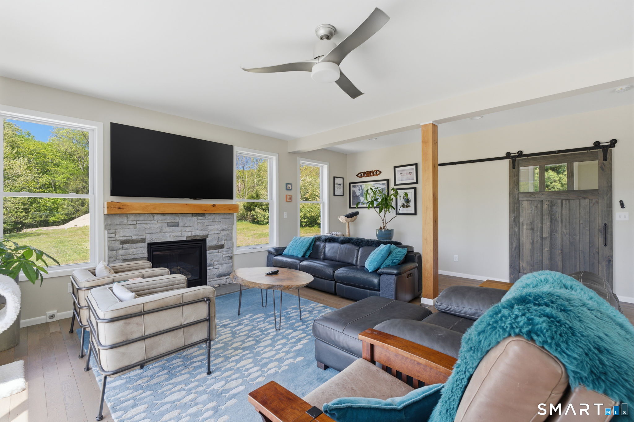8 Buckingham Road Derby CT 06418