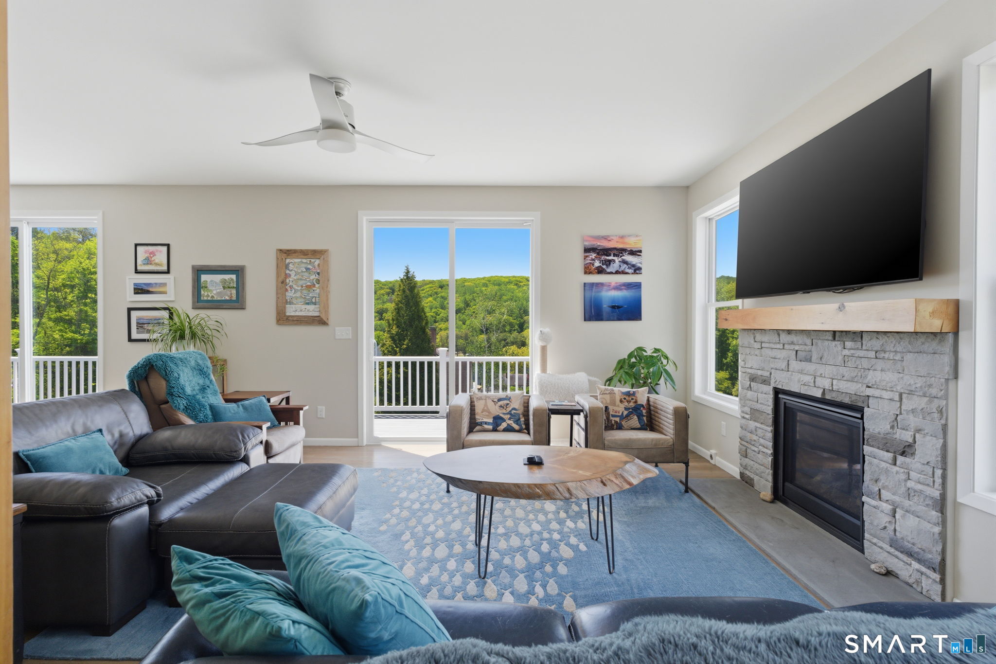 8 Buckingham Road Derby CT 06418