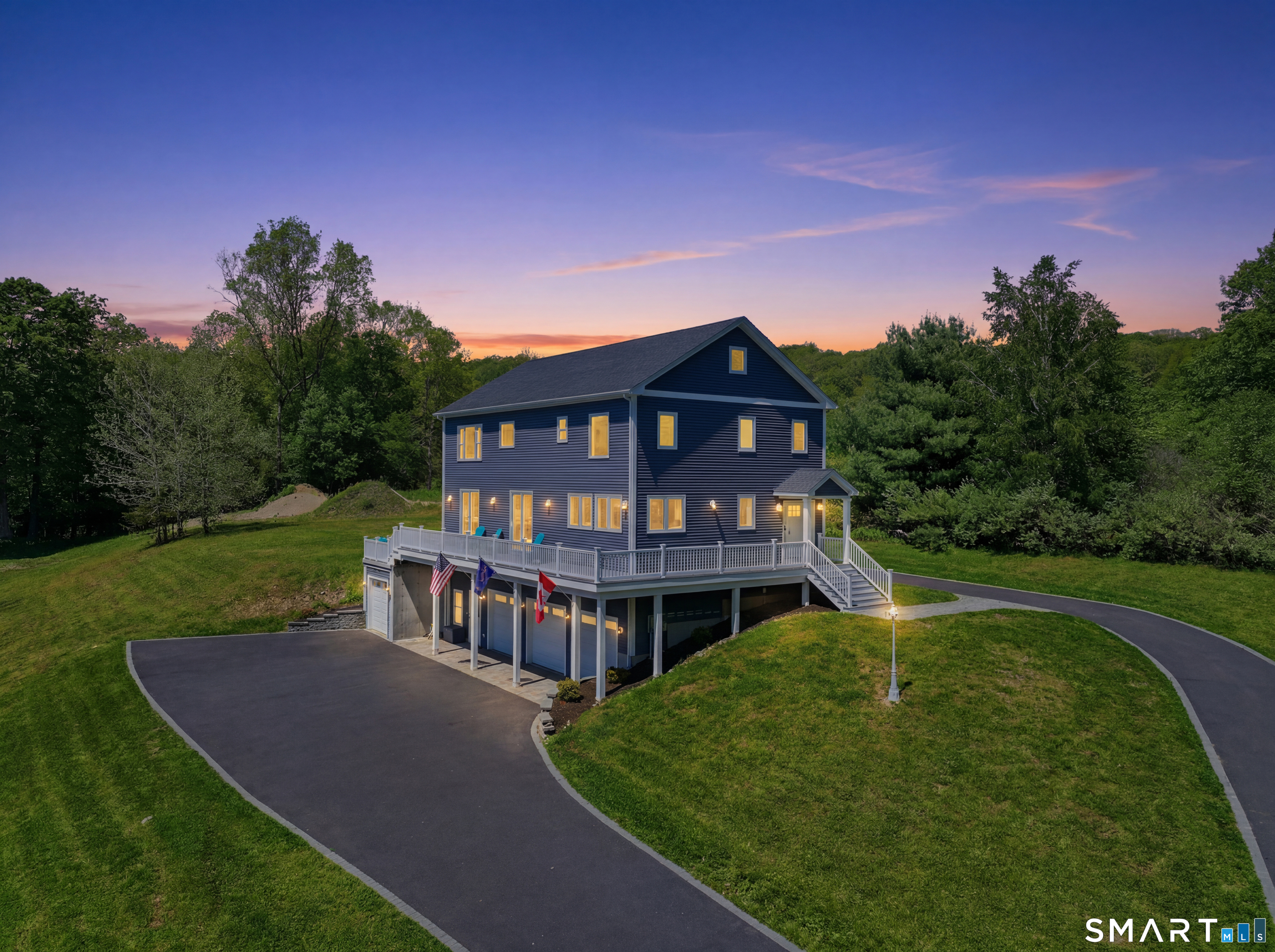 8 Buckingham Road Derby CT 06418