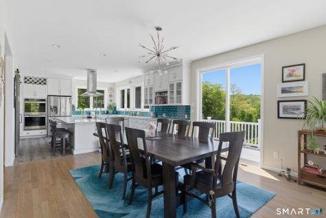 8 Buckingham Road Derby CT 06418